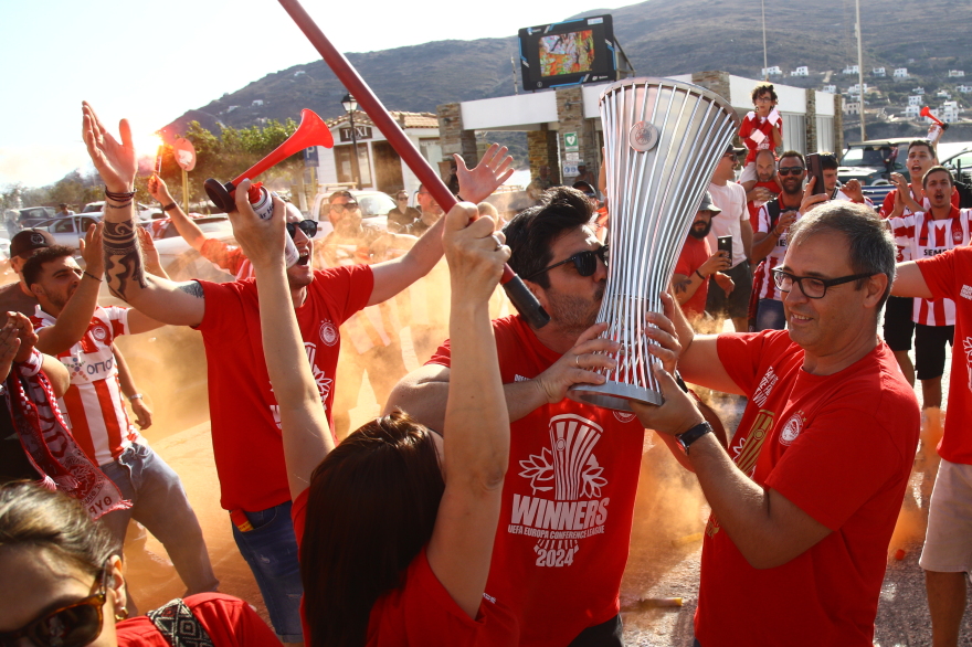 Ολυμπιακός: Στην Άνδρο τα ευρωπαϊκά τρόπαια - Βίντεο, φωτογραφίες