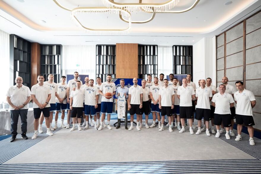 Εθνική μπάσκετ: Επίσκεψη και ευχές από τον πρωθυπουργό εν όψει του Προολυμπιακού τουρνουά - Βίντεο, φωτογραφίες