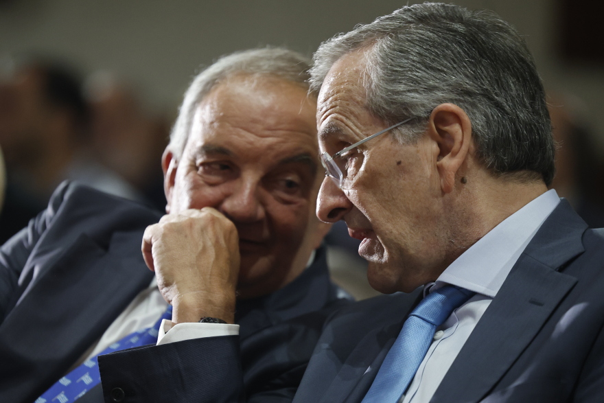 Επίθεση Σαμαρά στην κυβέρνηση για γάμο ομοφύλων, διεύρυνση ΝΔ, εθνικά θέματα και ΦΠΑ στο Πολεμικό Μουσείο