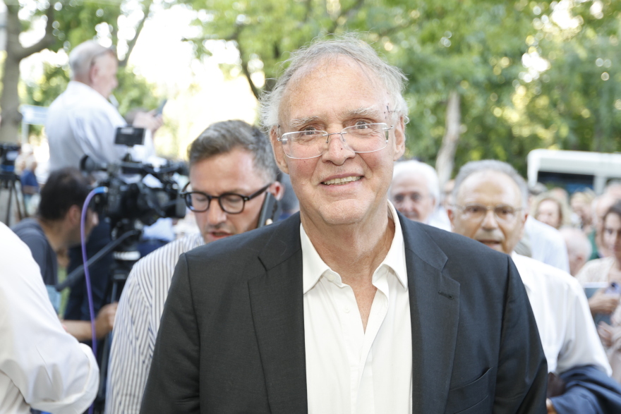 Επίθεση Σαμαρά στην κυβέρνηση για γάμο ομοφύλων, διεύρυνση ΝΔ, εθνικά θέματα και ΦΠΑ στο Πολεμικό Μουσείο