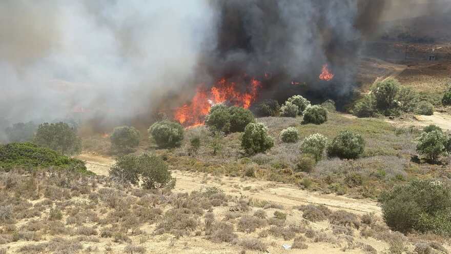 Φωτιά στην Κω: Μήνυμα από το 112 για εκκένωση της Καρδάμαινας - Δείτε φωτογραφίες