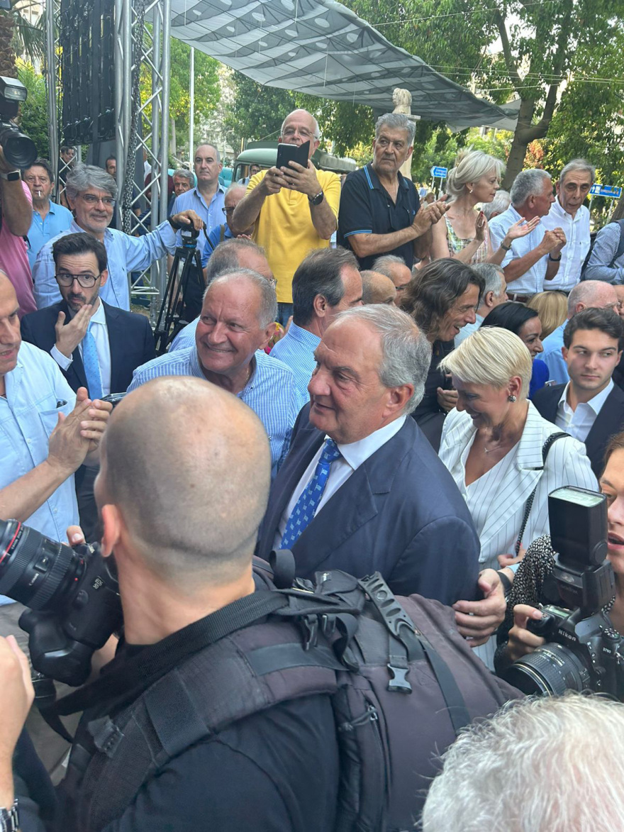 Επίθεση Σαμαρά στην κυβέρνηση για γάμο ομοφύλων, διεύρυνση ΝΔ, εθνικά θέματα και ΦΠΑ στο Πολεμικό Μουσείο