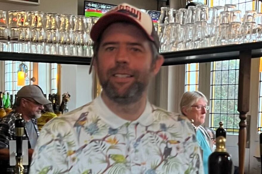 Εκλογές στη Βρετανία: Τα πιο περίεργα πολιτικά... κόμματα - Από τον Σκουπιδόφατσα στον AI Steve