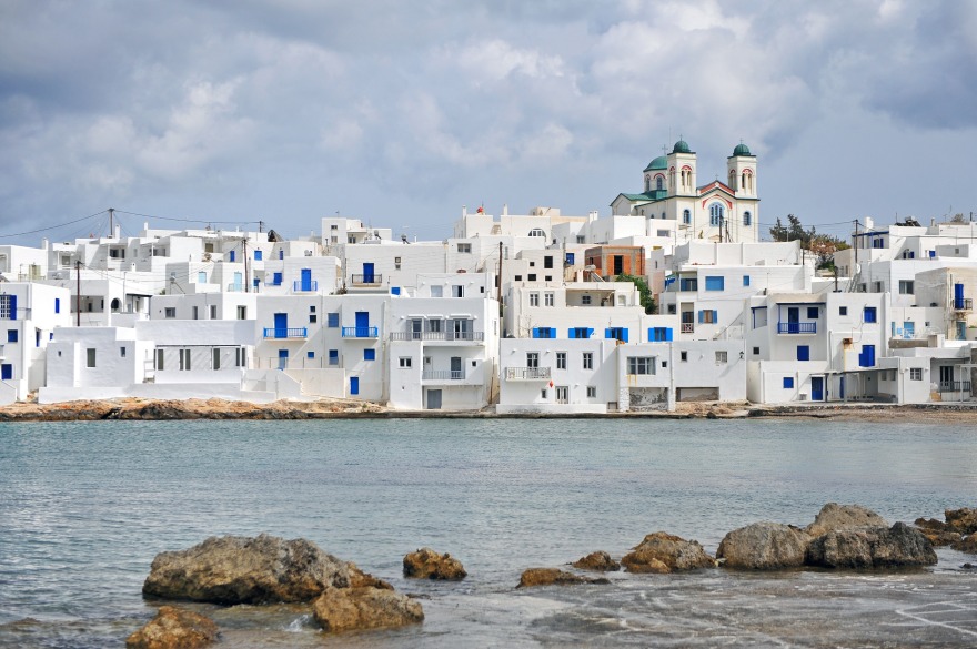 Βουτιές στα πιο δημοφιλή νησιά των Κυκλάδων