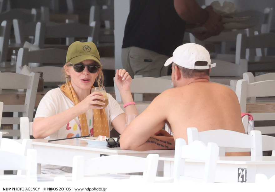 Κάιλι Μινόγκ: Δείτε φωτογραφίες από το ταξίδι της  στη Μύκονο