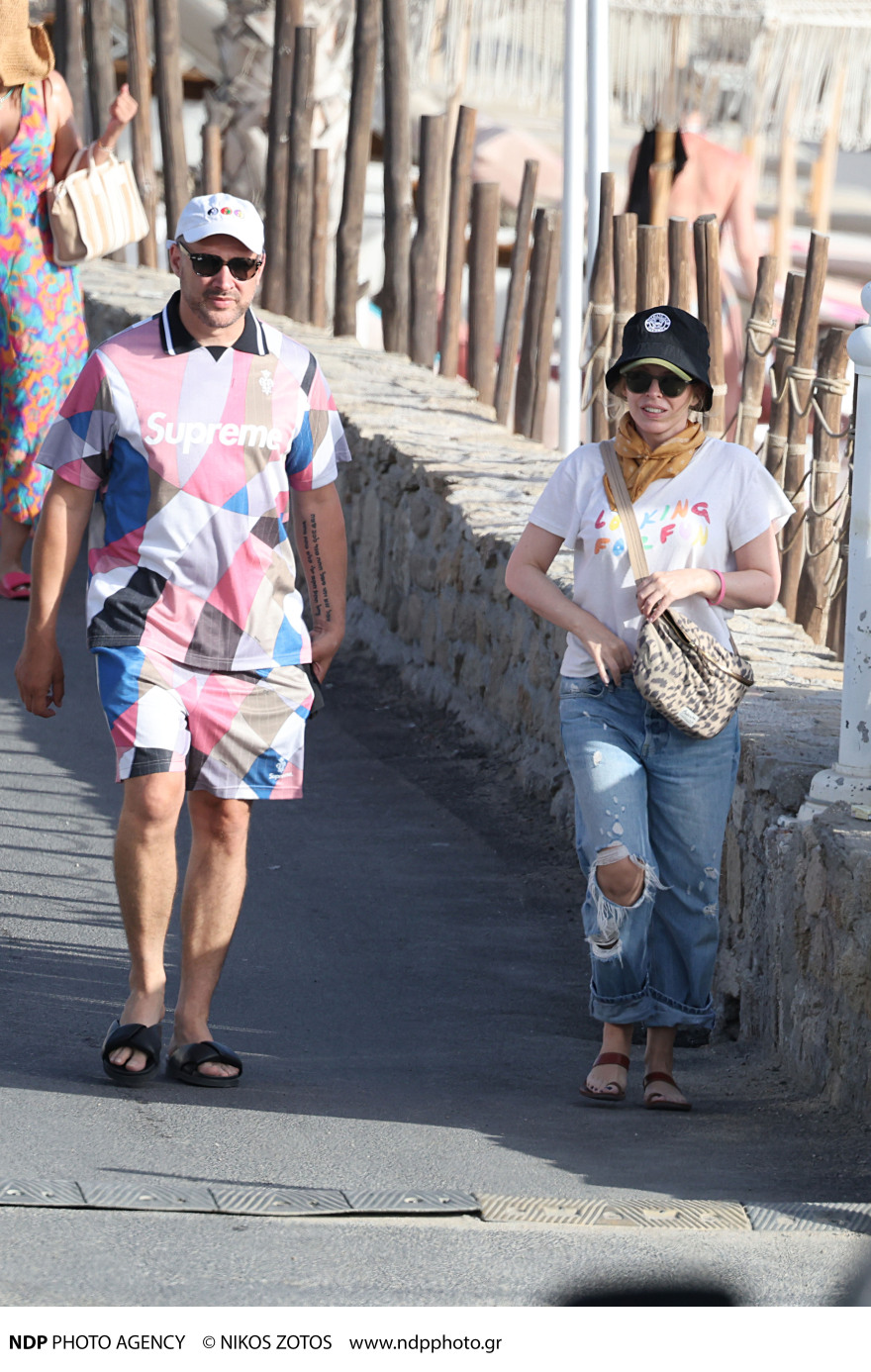 Κάιλι Μινόγκ: Δείτε φωτογραφίες από το ταξίδι της  στη Μύκονο