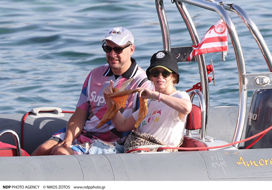 Κάιλι Μινόγκ: Δείτε φωτογραφίες από το ταξίδι της  στη Μύκονο