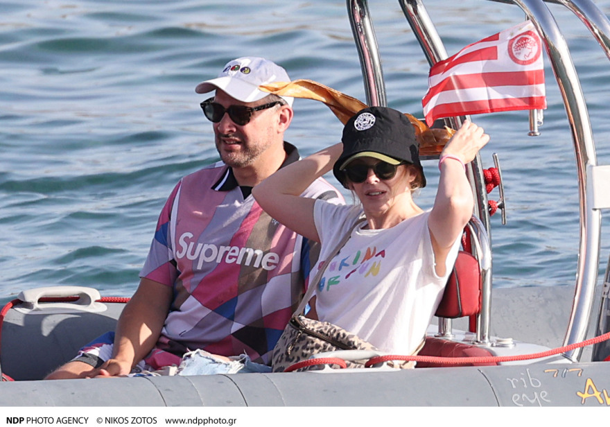 Κάιλι Μινόγκ: Δείτε φωτογραφίες από το ταξίδι της  στη Μύκονο