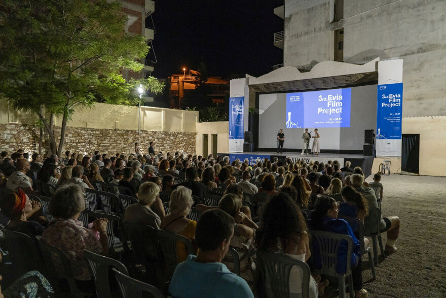 Τελετή έναρξης για το 3o Evia Film Project με παρουσιαστή τον Φάνη Μουρατίδη