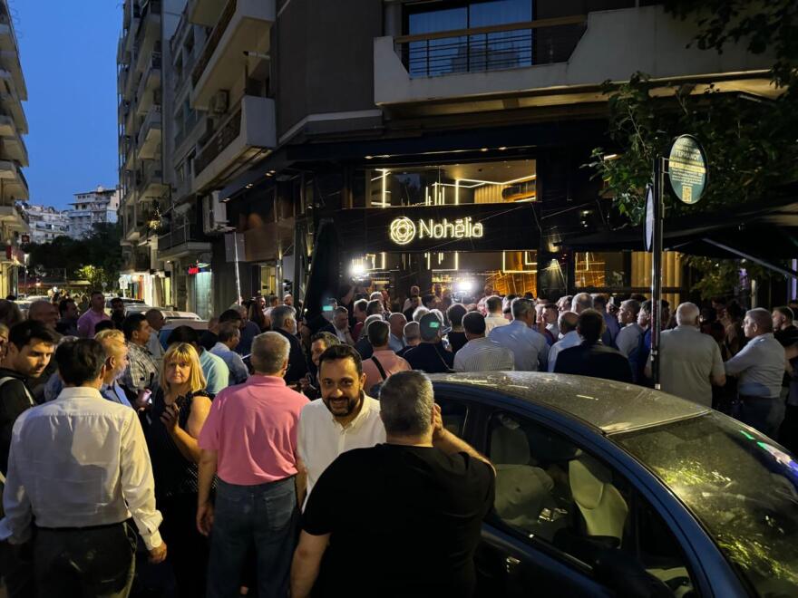 Χάρης Δούκας: Από τη Θεσσαλονίκη ξεκίνησε τις προεκλογικές του συναντήσεις - Δείτε φωτογραφίες