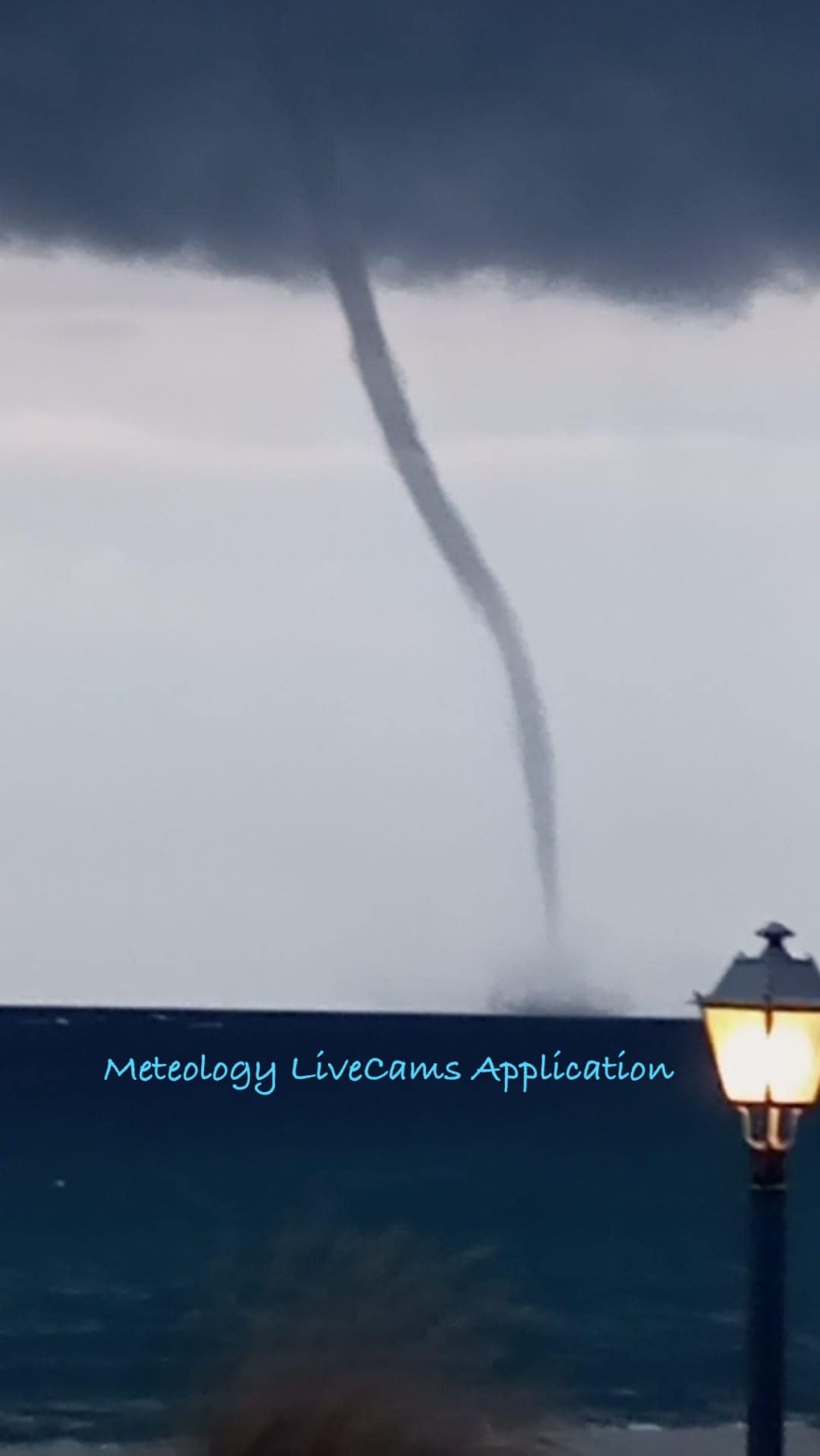 Χαλκιδική: Υδροσίφωνας σχηματίστηκε στην παραλία Σάρτη