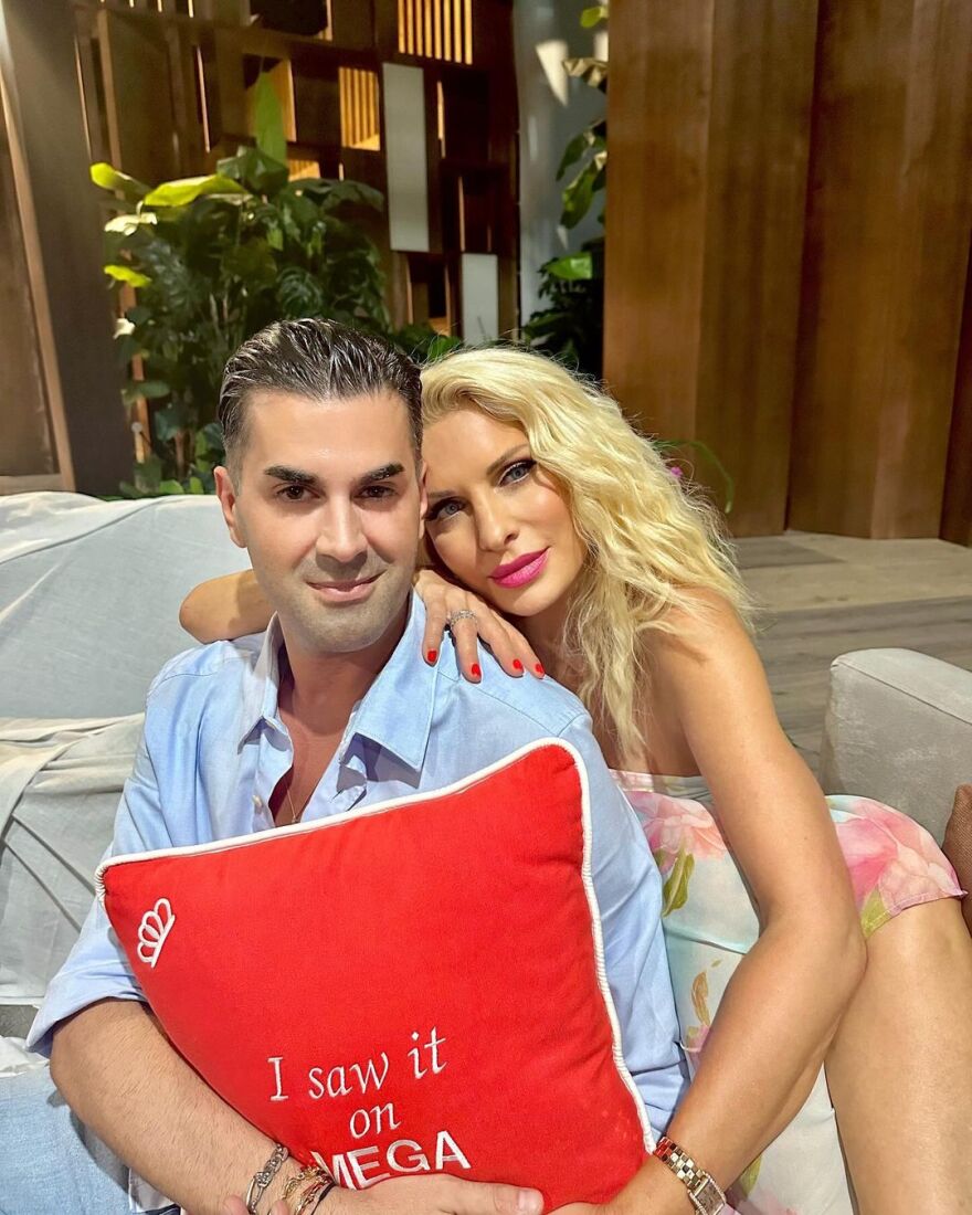 Ελένη Μενεγάκη: Η τελευταία της φωτογραφία στο πλατό της εκπομπής - Ευχαριστώ για όλες τις στιγμές, γράφει