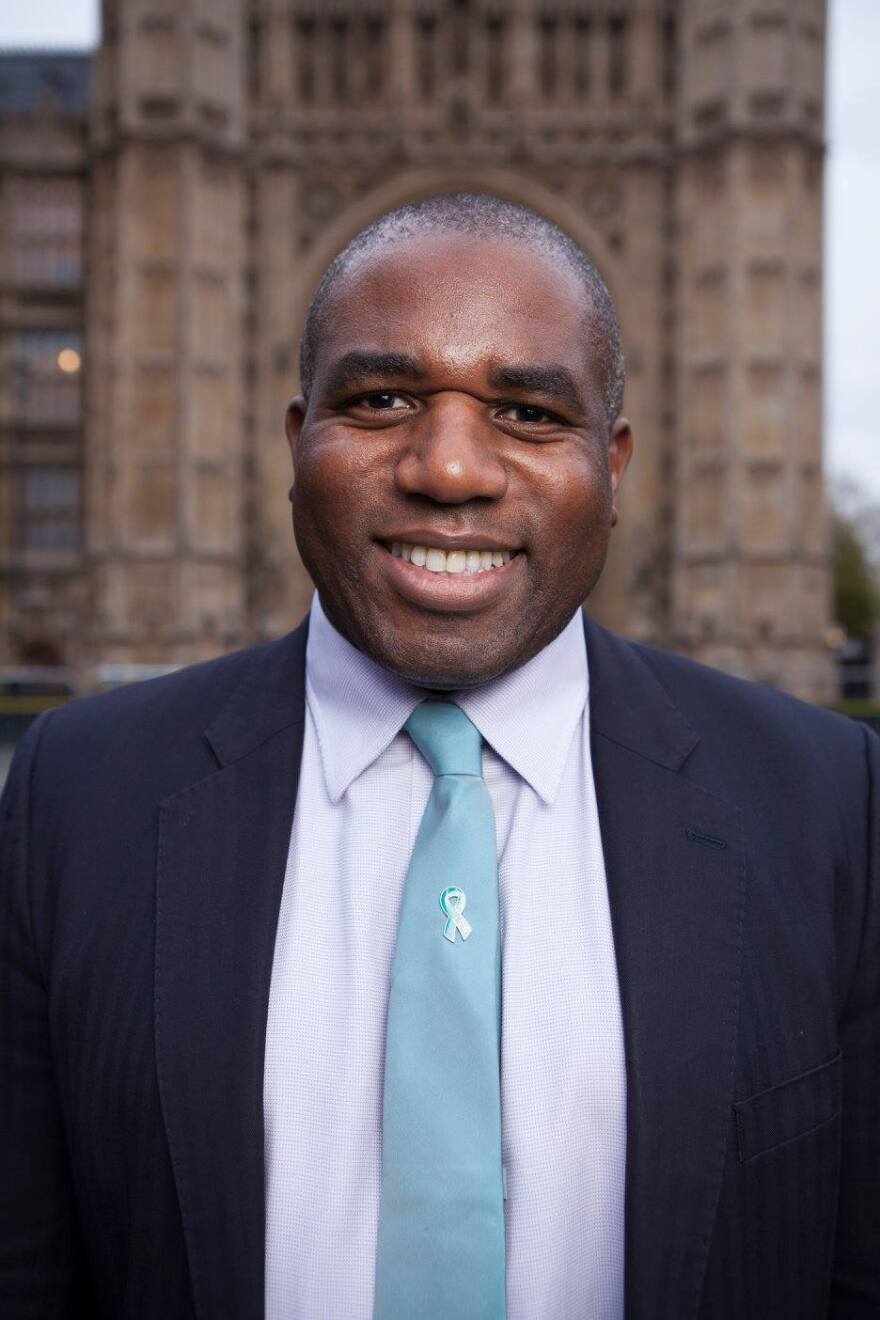 Βρετανικές εκλογές: Ποιος είναι ο νέος υπουργός Εξωτερικών, Ντέιβιντ Λάμι - Απόγονος σκλάβων και φίλος του Μπαράκ Ομπάμα