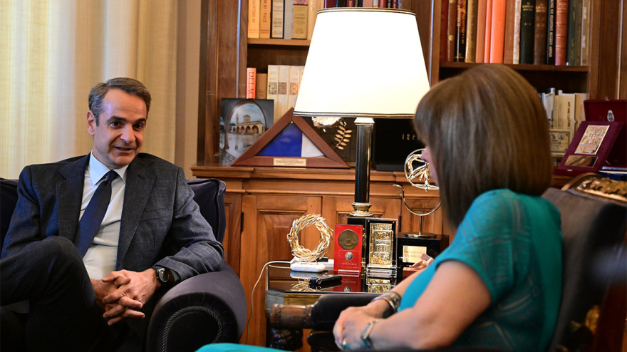 Μητσοτάκης σε Σακελλαροπούλου: Κρεσέντο λαϊκισμού το δημοψήφισμα πριν από 9 χρόνια 