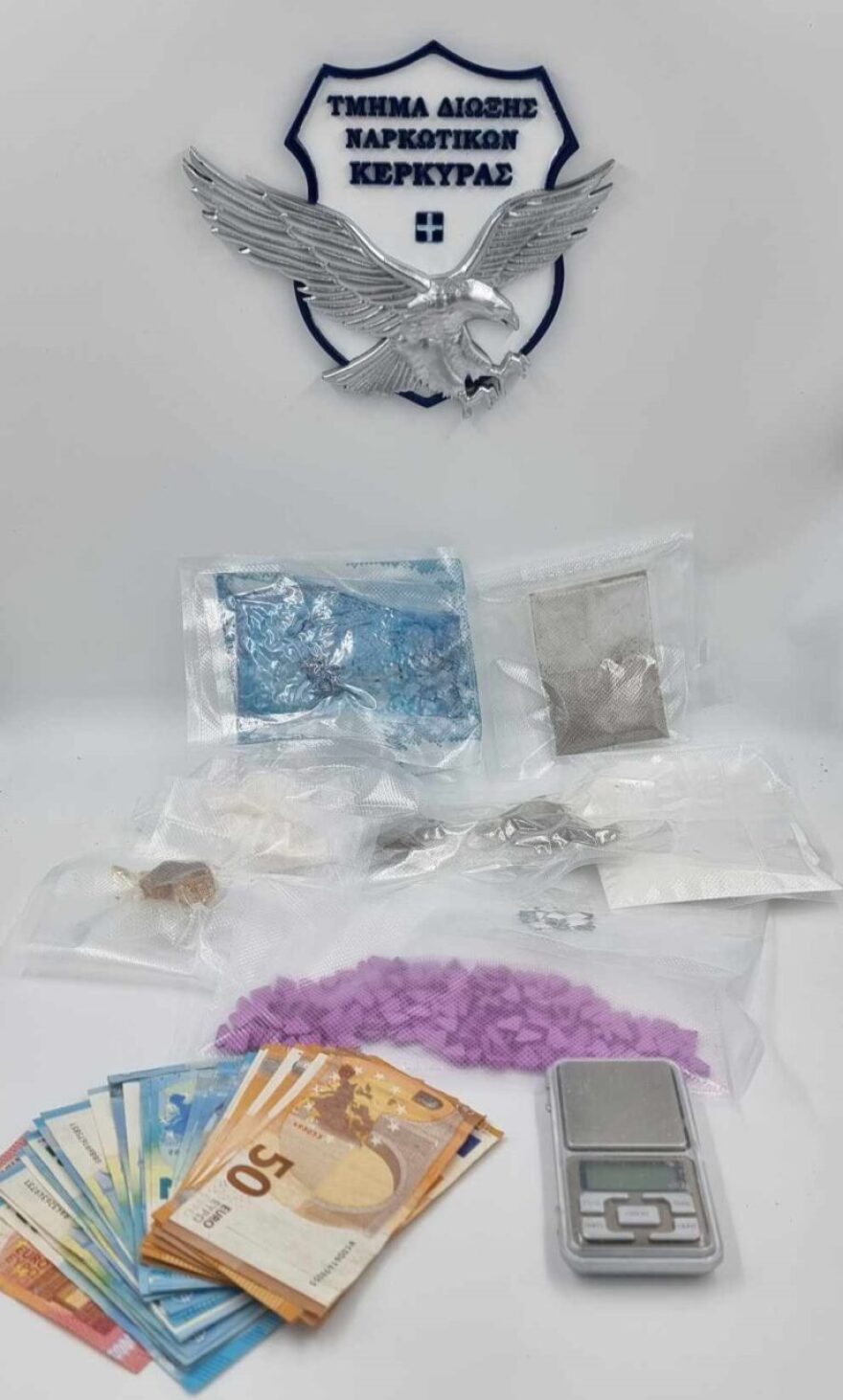 Κέρκυρα: Είχε κάνει... σούπερ μάρκετ ναρκωτικών το σπίτι του