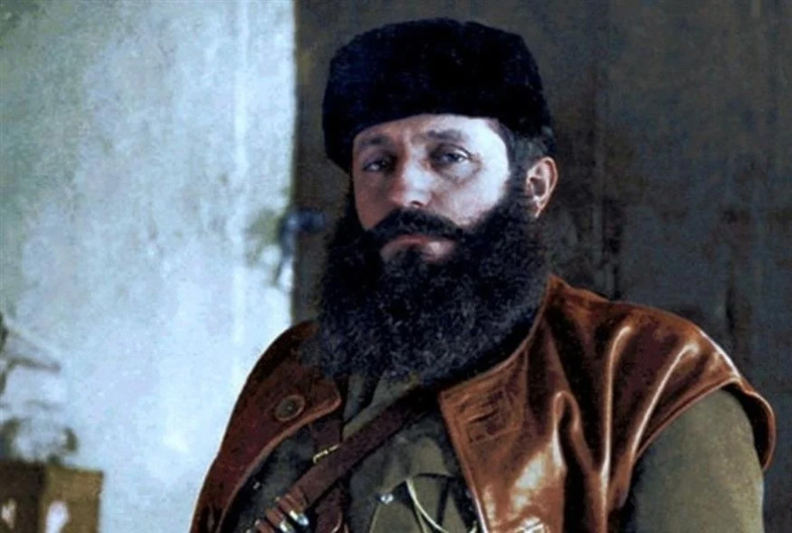 Φενεός, το βάραθρο με τους χιλιάδες νεκρούς αμάχους, θύματα του ΕΛΑΣ και της ΟΠΛΑ