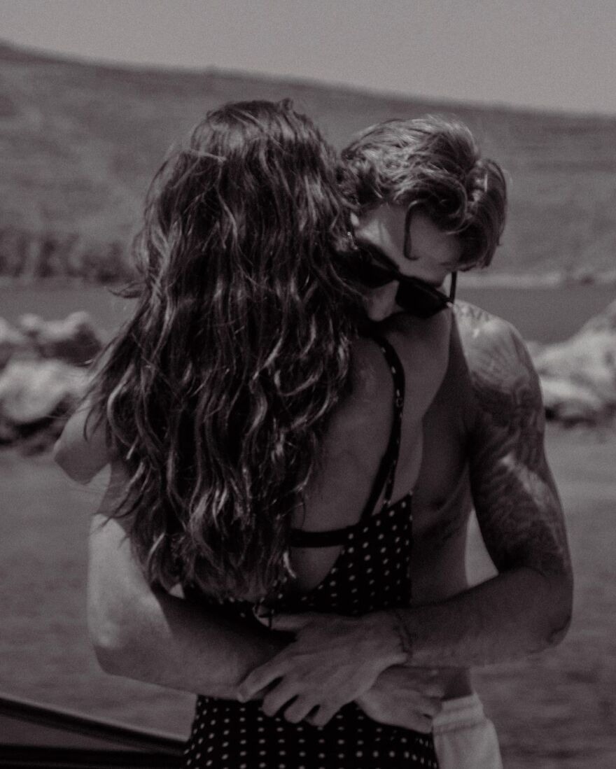 Ιζαμπέλ Γκουλάρτ: Η ερωτική εξομολόγηση στον Κέβιν Τραπ - Είναι εύκολο να σε ερωτευτεί κανείς