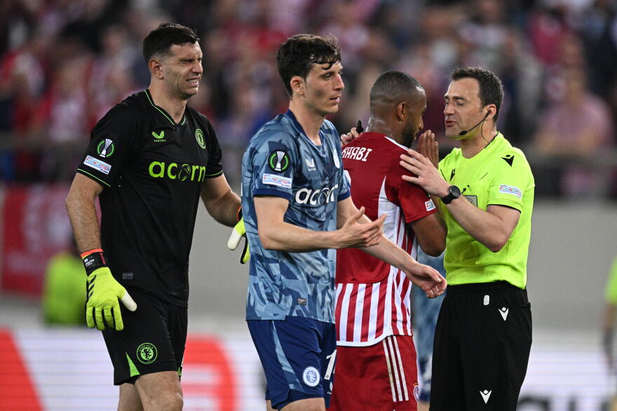 Euro 2024: Αντιδράσεις στην Αγγλία για τον ορισμό του Γερμανού διαιτητή Τσβάιερ στον ημιτελικό με Ολλανδία