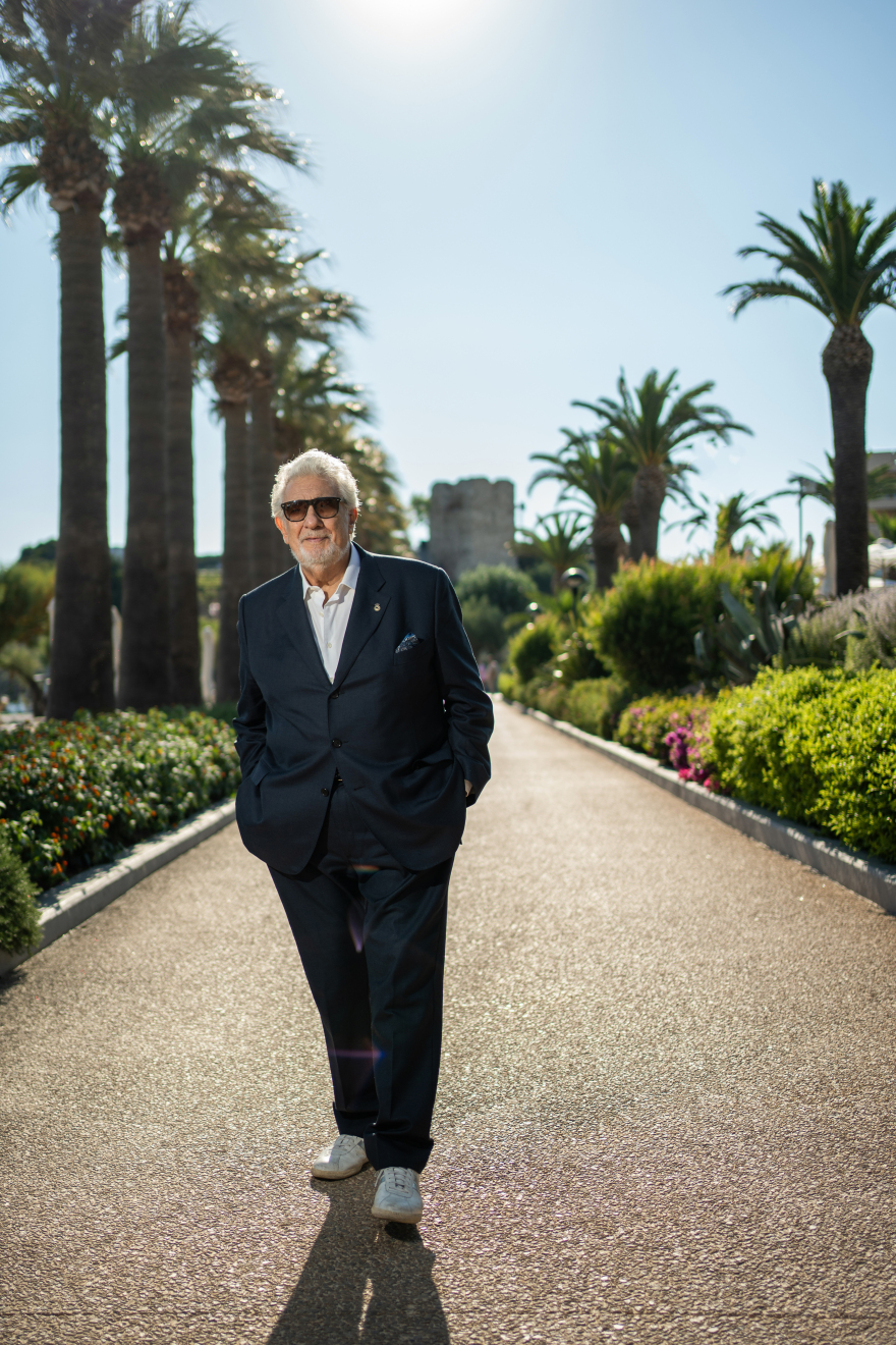 Πλάθιντο Ντομίνγκο: Ακολουθώντας τον κορυφαίο τενόρο στο ταξίδι του στην Ελλάδα