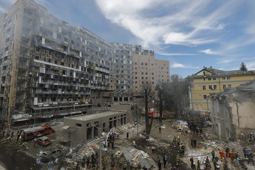 Ζελένσκι: Υποσχέθηκε αντίποινα μετά το ρωσικό πλήγμα στην Ουκρανία με 29 νεκρούς