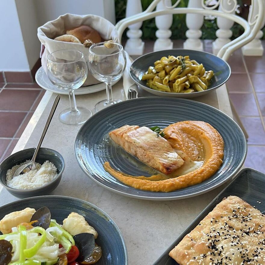 Ιωάννα Μαλέσκου: Συνεχίζει τις διακοπές της στην Ερέτρια