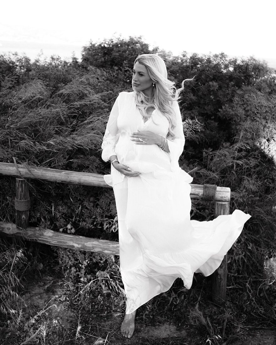 Κωνσταντίνα Σπυροπούλου: Οι αδημοσίευτες φωτογραφίες από τη δεύτερη εγκυμοσύνη της