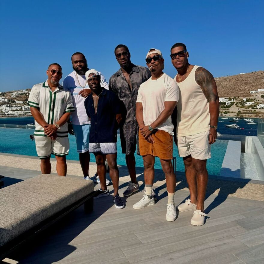 Κέβιν Χαρτ: Η ανάρτηση για το πάρτι γενεθλίων του στη Μύκονο - Τόση αγάπη και γέλιο με τους καλύτερους ανθρώπους, γράφει