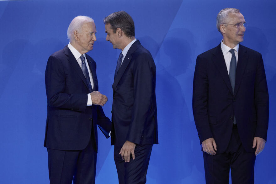 Μητσοτάκης: Τετ α τετ με Μπλίνκεν στη Σύνοδο Κορυφής του ΝΑΤΟ - Η χειραψία με τον Τζο Μπάιντεν