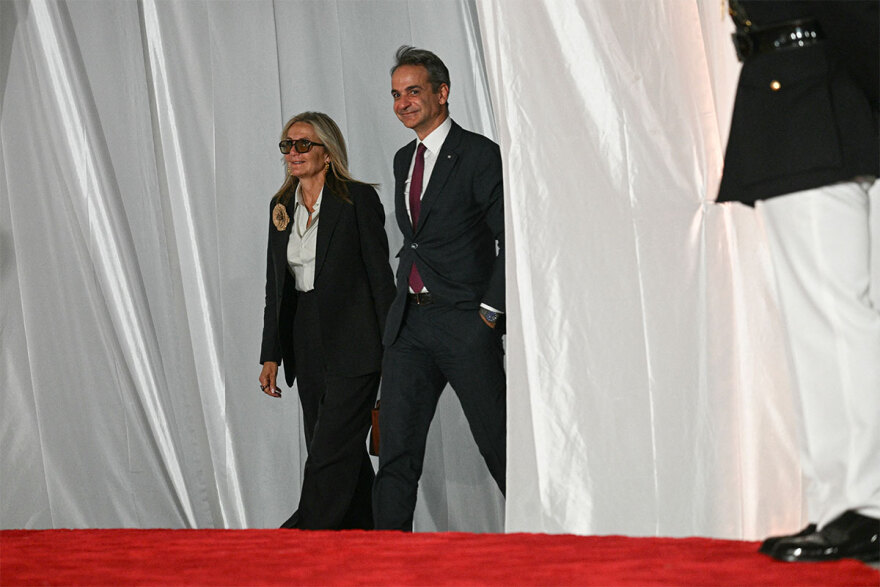 Στην επετειακή εκδήλωση για τα 75 χρόνια από την ίδρυση του ΝΑΤΟ παρέστη ο πρωθυπουργός με τη σύζυγό του