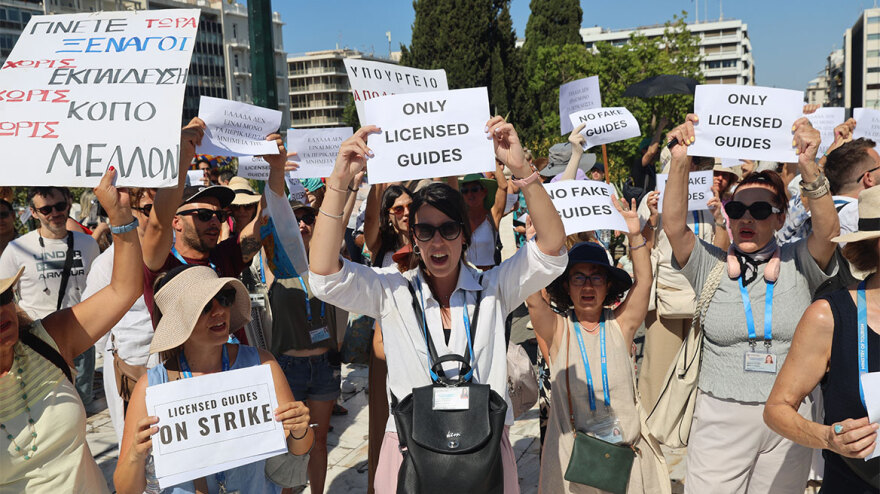 Απεργούν οι ξεναγοί, τι ζητούν  - Δείτε φωτογραφίες