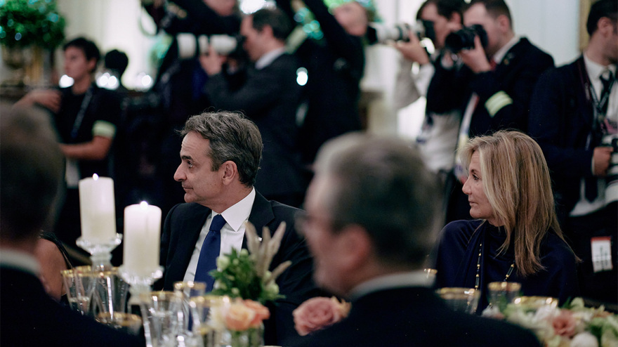 Κυριάκος Μητσοτάκης: Με τη σύζυγό του, Μαρέβα, στο δείπνο Μπάιντεν για τους ηγέτες των κρατών-μελών του ΝΑΤΟ