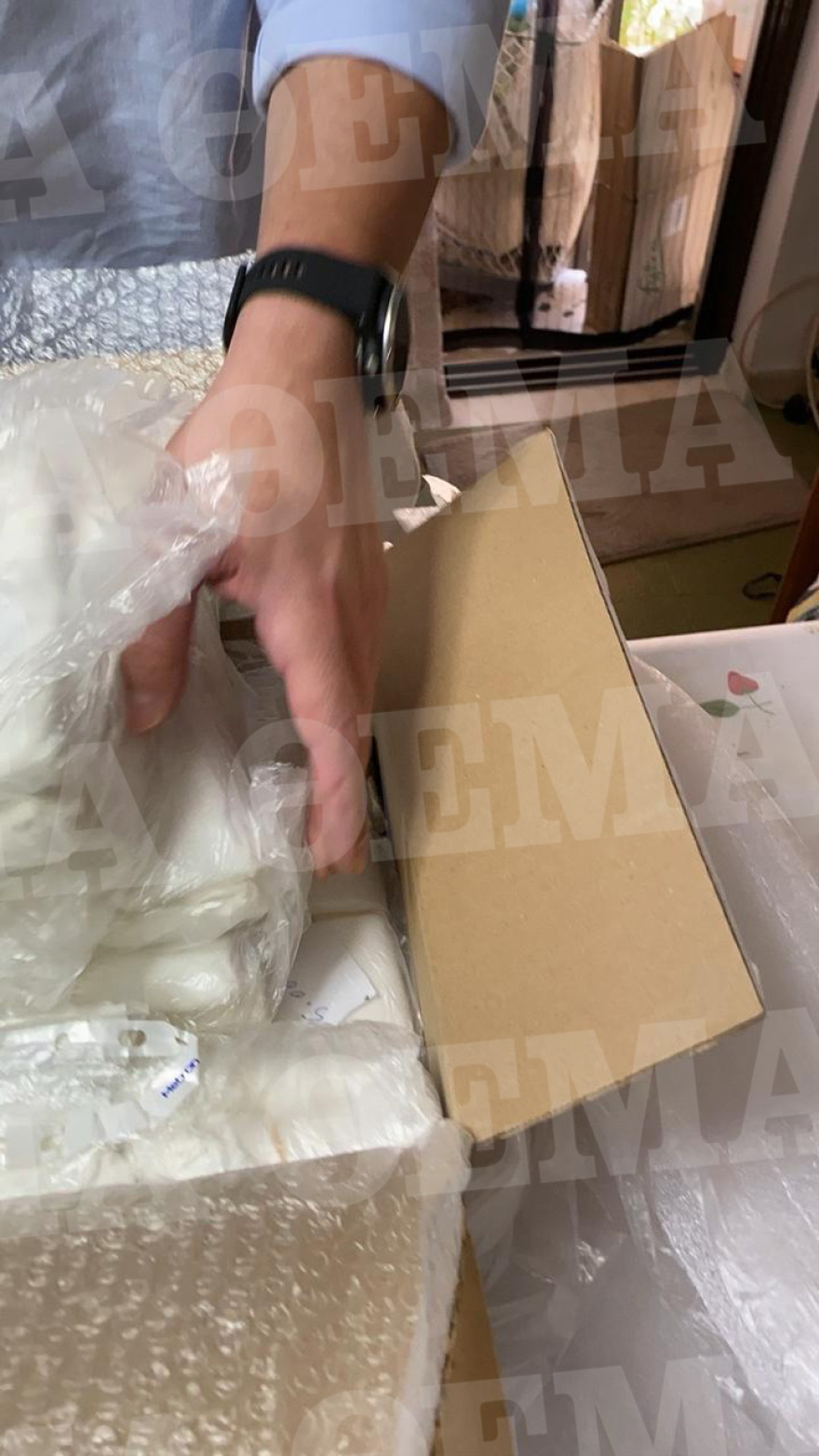 Κύκλωμα εκβιαστών: Εδώ έκρυβαν τα λεφτά η Νάνσυ και οι συνεργοί της - Δείτε φωτογραφίες