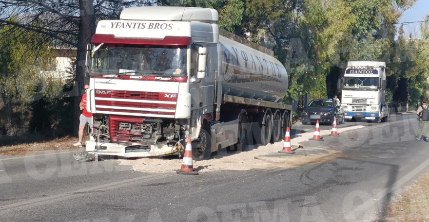 Τροχαίο στη λεωφόρο Πόρτο Ράφτη: Ένας νεκρός έπειτα από σύγκρουση βυτιοφόρου με ΙΧ, δείτε βίντεο