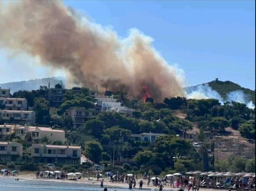 Γλιτώσαμε ολέθριες συνέπειες η φωτιά στο Λαύριο αντιμετωπίστηκε σε 30 λεπτά, λέει ο Κικίλιας - Δείτε βίντεο