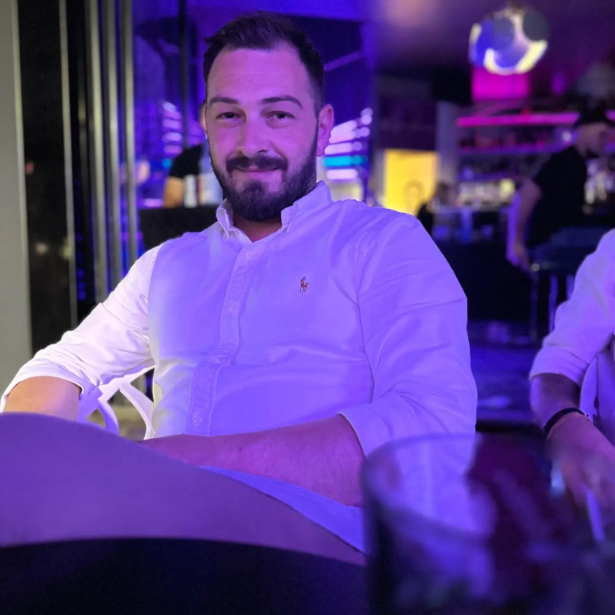 Άγριο φονικό στη Φλώρινα: 32χρονος μαχαίρωσε μέχρι θανάτου τον σύντροφο της πρώην του μέσα σε ψητοπωλείο