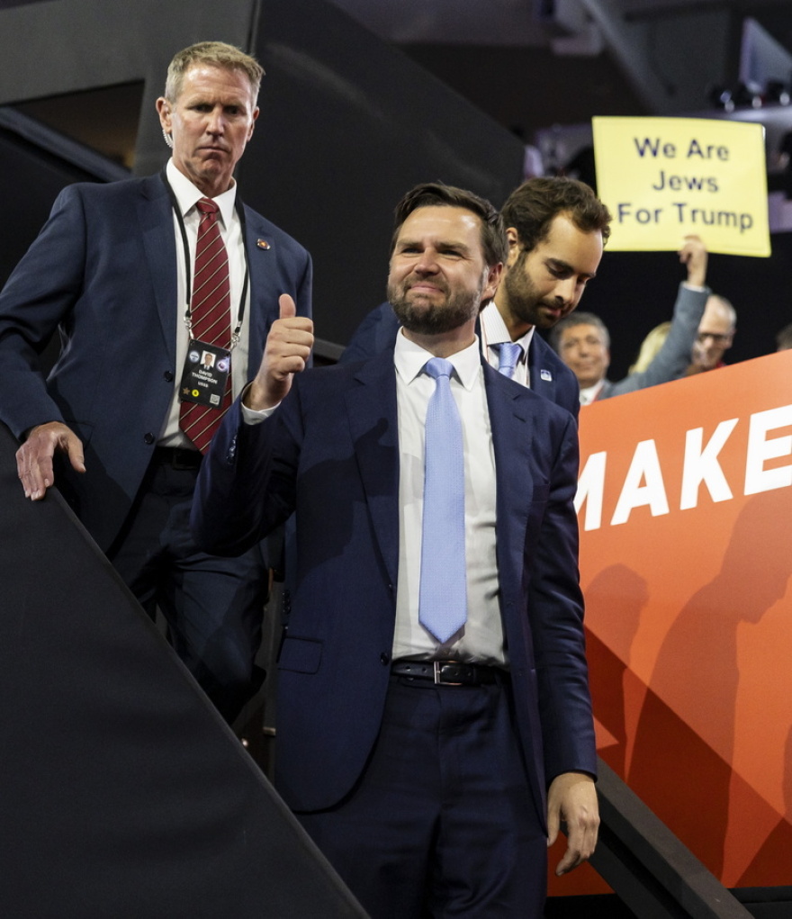 Τζέι Ντι Βανς: Ποιος είναι ο 39χρονος γερουσιαστής του Οχάιο που επέλεξε ο Τραμπ για υποψήφιο αντιπρόεδρο