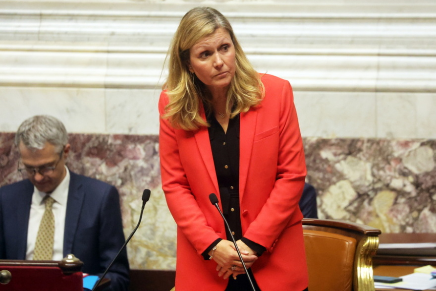 Γαλλία: Η Γιαέλ Μπραούν-Πιβέ από το κόμμα του Μακρόν, επανεξελέγη πρόεδρος της γαλλικής Εθνοσυνέλευσης