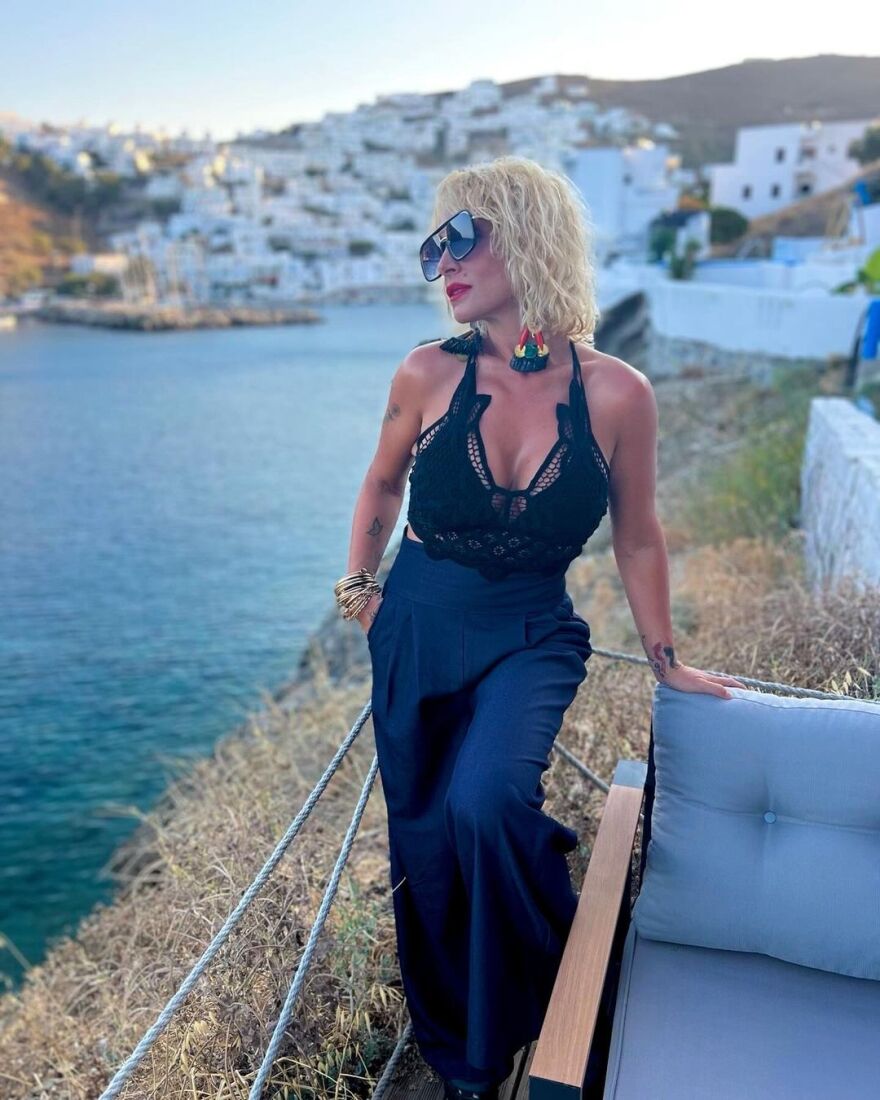 Ελεωνόρα Ζουγανέλη – Νίκος Συρίγος: Ταξίδι στην Αστυπάλαια για το ζευγάρι