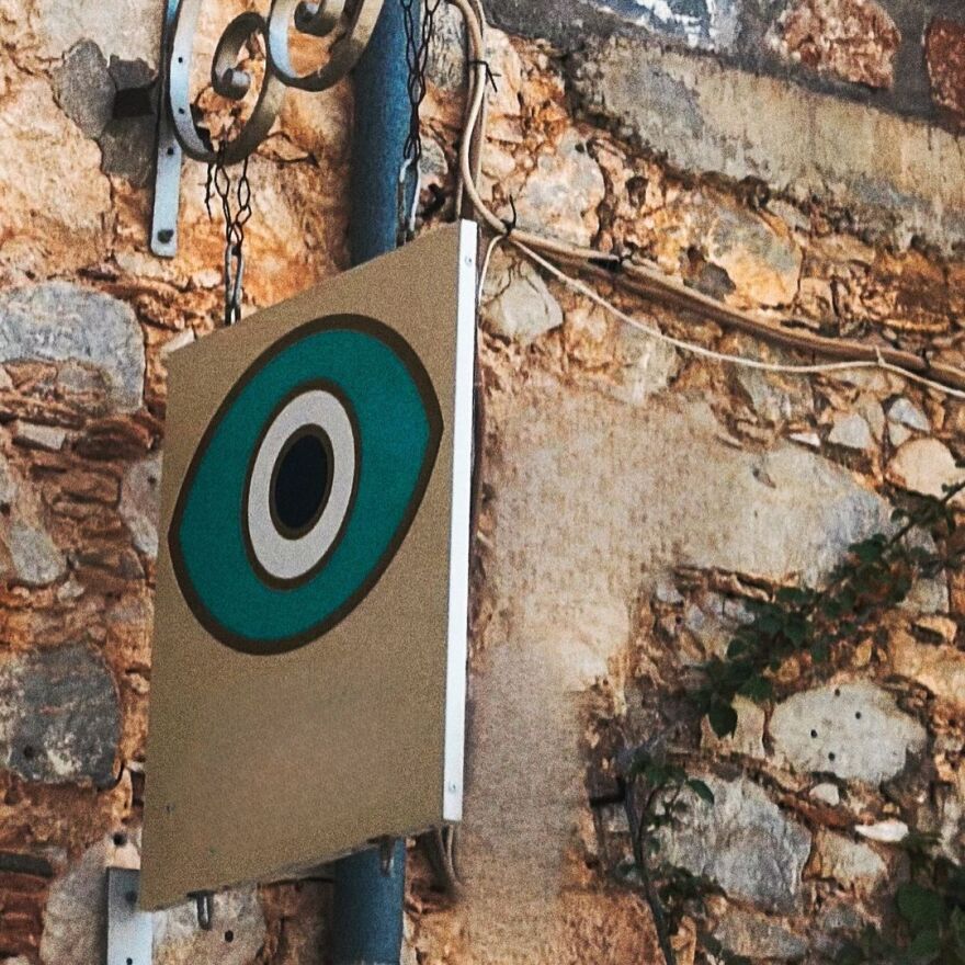 Δανάη Μπάρκα: Τα καλοκαιρινά στιγμιότυπα στο Instagram - Δεν είμαι εκεί αλλά τα βλέπω για να πάρω δύναμη, γράφει