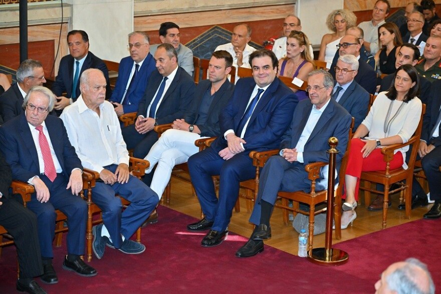 Επίτιμος διδάκτορας του ΕΚΠΑ ο πρόεδρος του Ιδρύματος Σταύρος Νιάρχος, Ανδρέας Δρακόπουλος