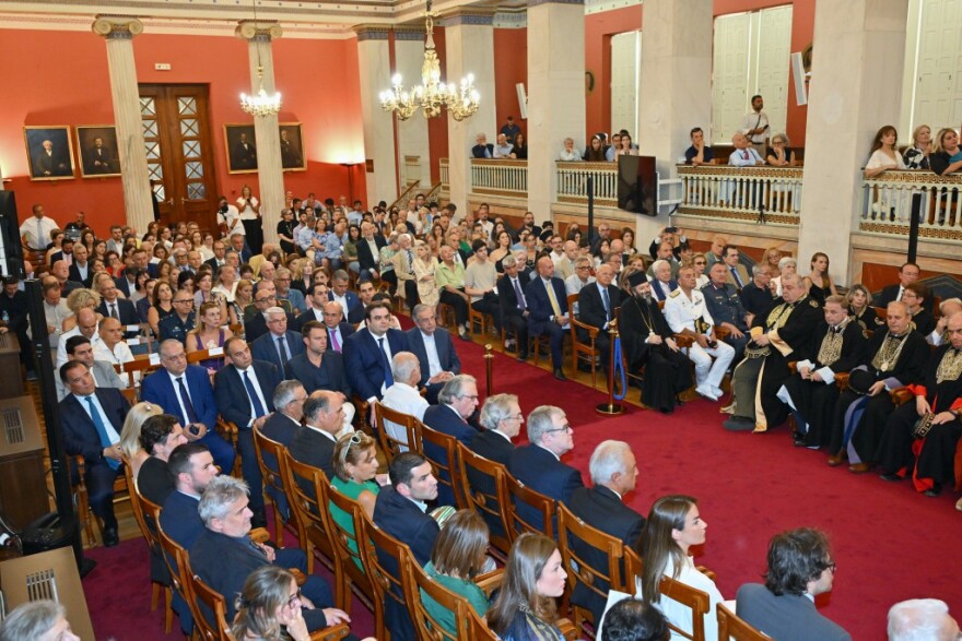 Επίτιμος διδάκτορας του ΕΚΠΑ ο πρόεδρος του Ιδρύματος Σταύρος Νιάρχος, Ανδρέας Δρακόπουλος