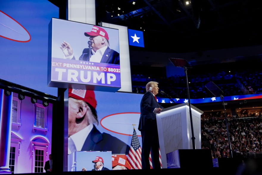 Τραμπ: Το μανιφέστο του στο συνέδριο των Ρεπουμπλικανών - «Θα τελειώσω το τείχος στο Μεξικό, να σώσουμε το έθνος μας»