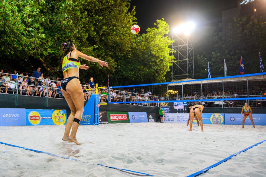 Μπιτς βόλεϊ, Athens Finals: Οι Περδικάκη, Μάτιου έστειλαν στα... μπαράζ Μαναβή, Τριανταφυλλίδη