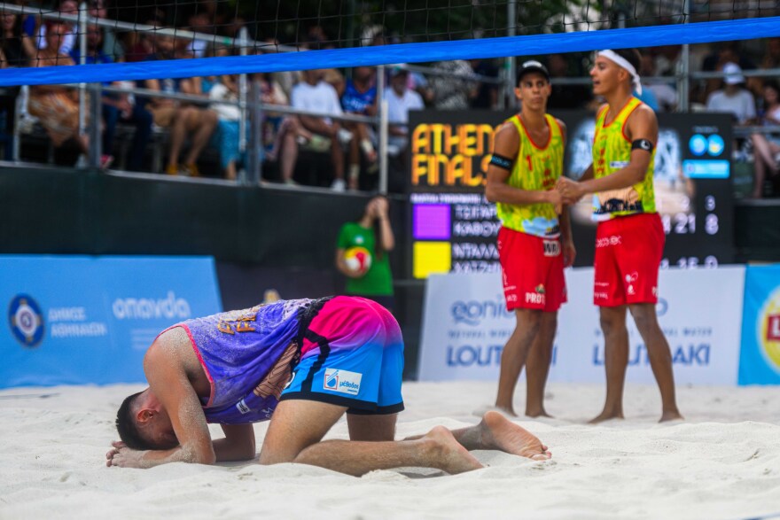 Μπιτς βόλεϊ Athens finals: Παπαδημητρίου, Τζιουμάκας και Ιωαννίδης, Κανέλλος οι πρώτες ομάδες των ημιτελικλων