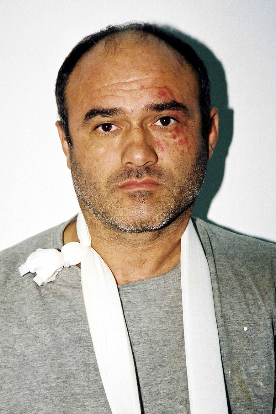 Βασίλης Παλαιοκώστας: «Θέλουμε να κοιμηθούμε στο κρατητήριο μόνο γι’ απόψε» - Το δεύτερο βιβλίο του φυγά