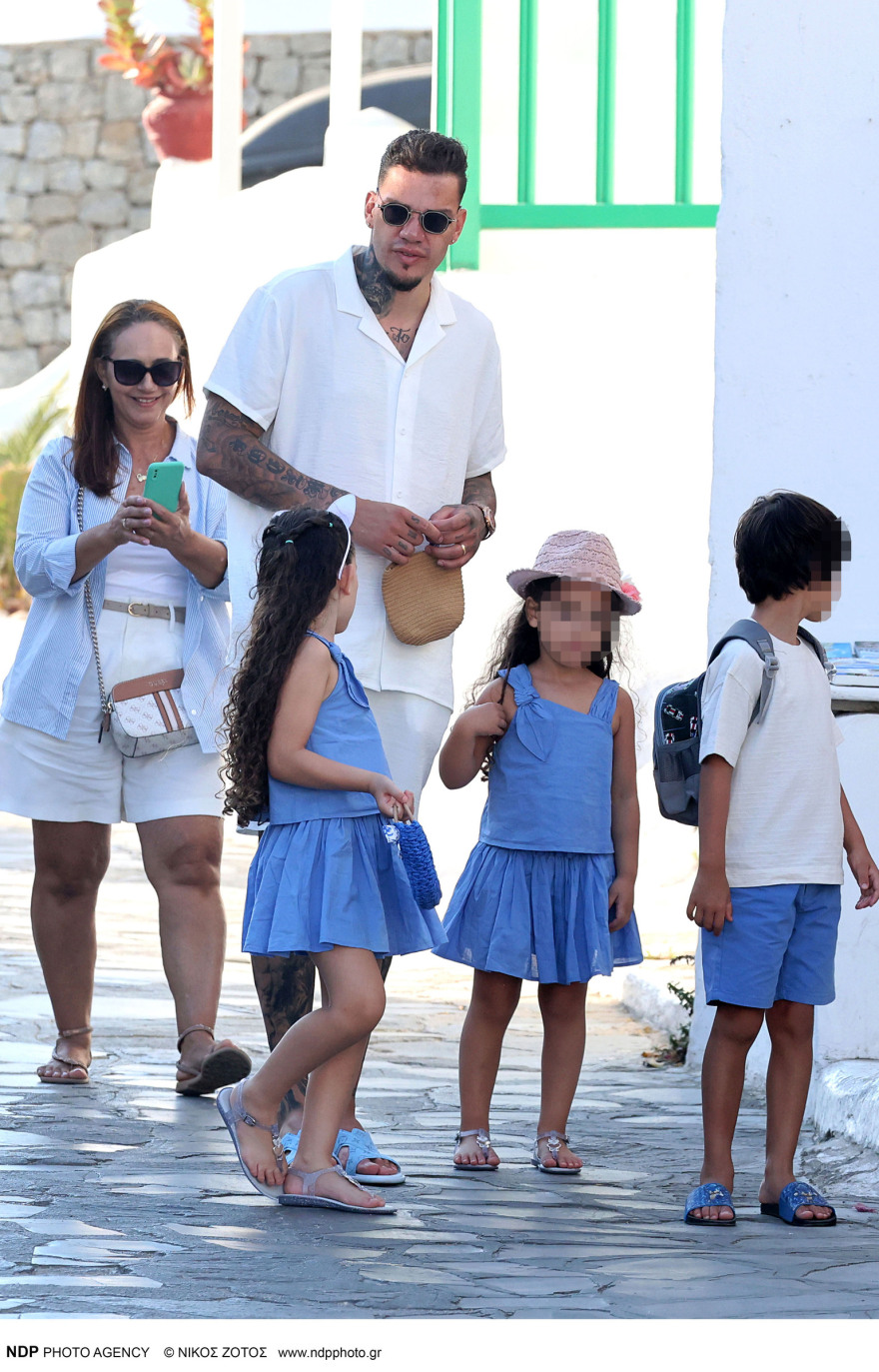 Έντερσον Μοράες: Οι βόλτες στη Μύκονο με την οικογένειά του