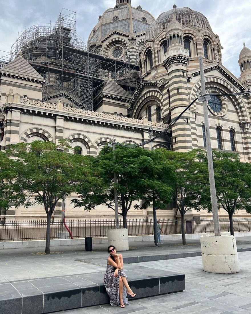 Μαρία Κορινθίου: Απολαμβάνει τις διακοπές της στη Μασσαλία