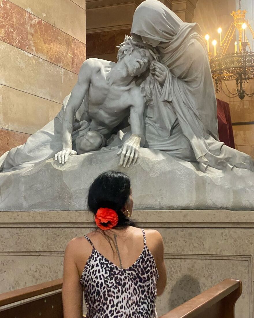 Μαρία Κορινθίου: Απολαμβάνει τις διακοπές της στη Μασσαλία