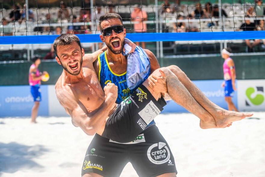 Μπιτς βόλεϊ, Athens Finals: Βγήκαν τα ζευγάρια των ημιτελικών σε άνδρες και γυναίκες