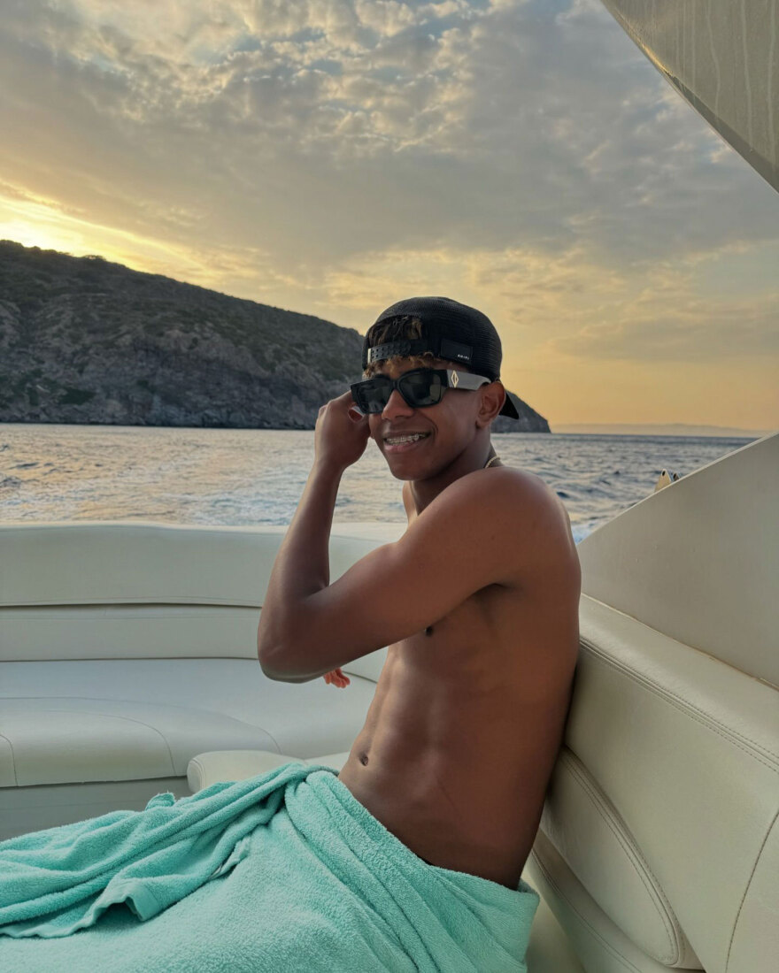 Λαμίν Γιαμάλ: Νέες φωτογραφίες από τις διακοπές στην Ελλάδα - Το αινιγματικό μήνυμα για τη Ρεάλ Μαδρίτης, σε μία από αυτές